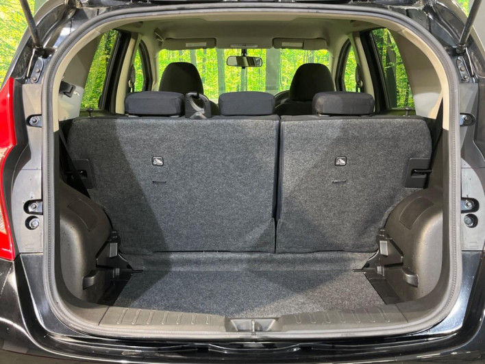 2014 Nissan Note DBA-E12 (UW-6a068d742a3ab)[20]