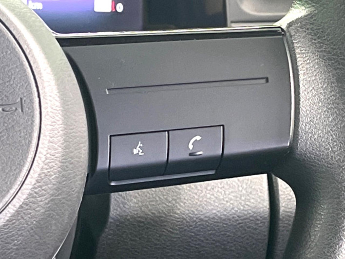 2021 Nissan Note 6AA-E13 (UW-6a068d775522b)[25]