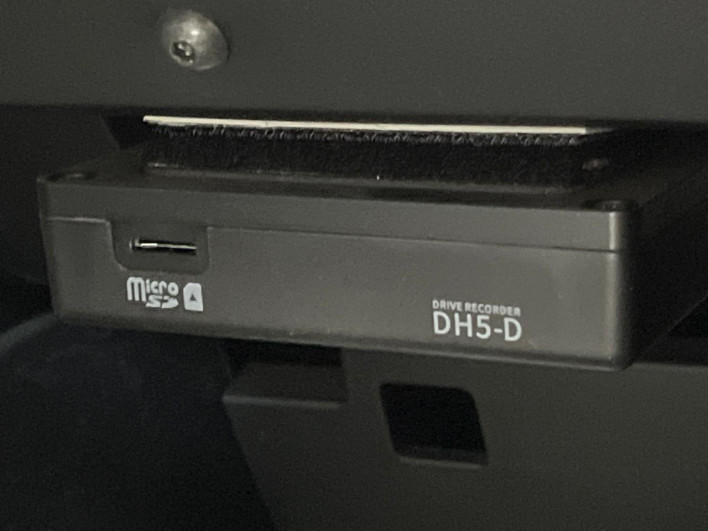 2021 Nissan Note 6AA-E13 (UW-6a068d775522b)[28]