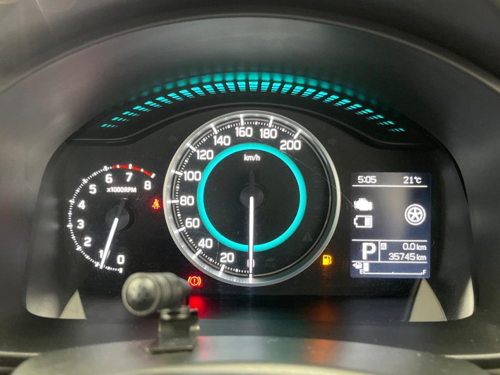 2017 Suzuki Ignis DAA-FF21S (UW-6a068d7d00b1a)[13]