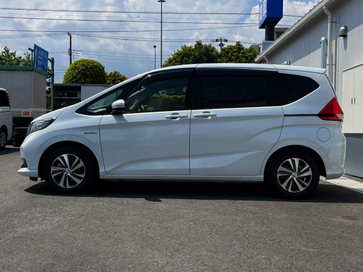 2021 Honda Freed hybrid 6AA-GB7 (UW-6a068d81eb647)[14]