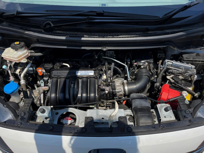 2021 Honda Freed hybrid 6AA-GB7 (UW-6a068d81eb647)[4]