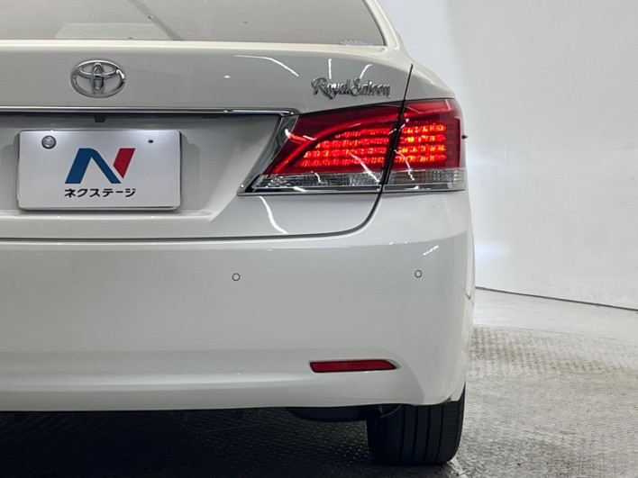 2016 Toyota Crown DBA-GRS210 (UW-6a068d96242bd)[18]