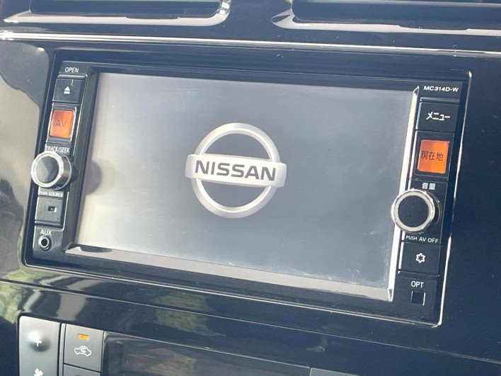 2015 Nissan Serena DAA-HFC26 (UW-6a068daab7347)[23]
