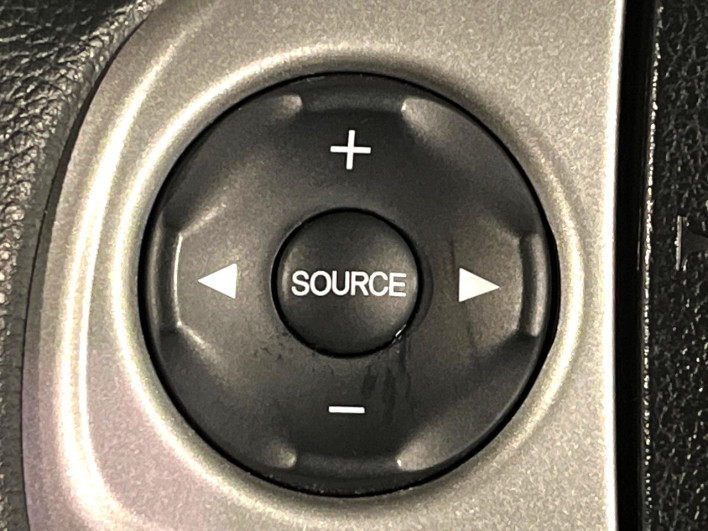 2013 Honda N-BOX CUSTOM DBA-JF1 (UW-6a068db87648f)[19]