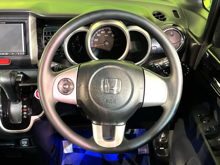 2013 Honda N-BOX CUSTOM DBA-JF1 (UW-6a068db87648f)[5]