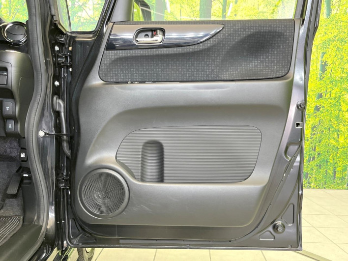 2015 Honda N-BOX CUSTOM DBA-JF1 (UW-6a068dba0a951)[18]