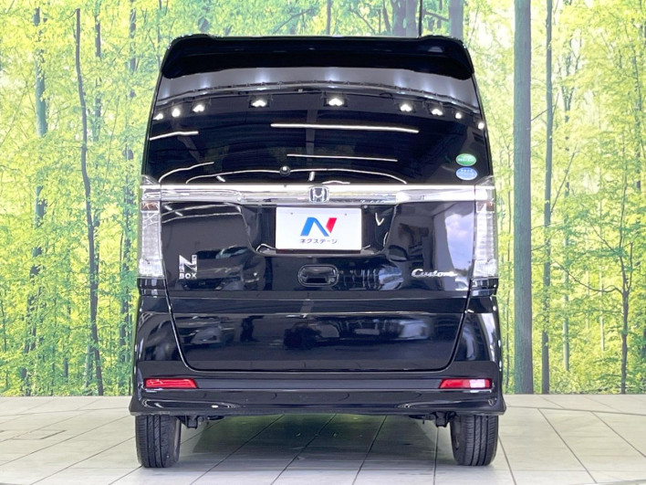 2015 Honda N-BOX CUSTOM DBA-JF1 (UW-6a068dba0a951)[8]