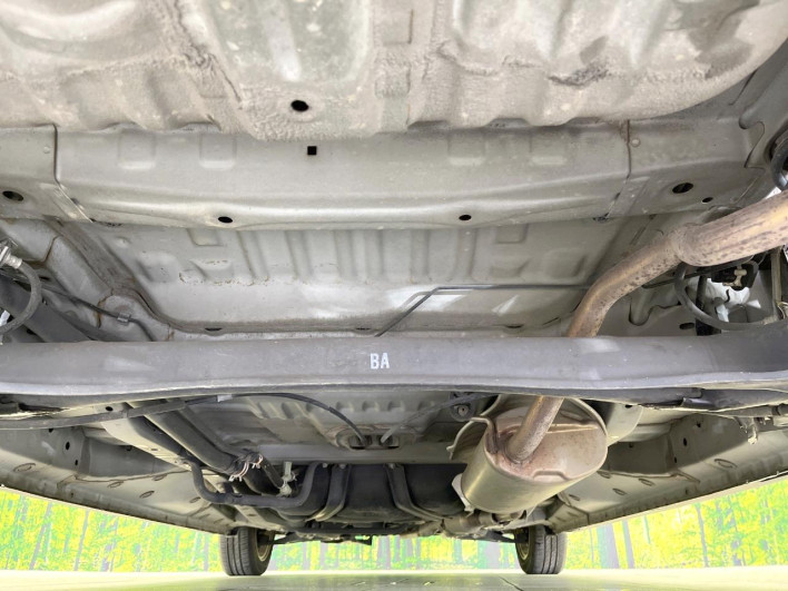2015 Honda N-BOX CUSTOM DBA-JF1 (UW-6a068dba0a951)[14]