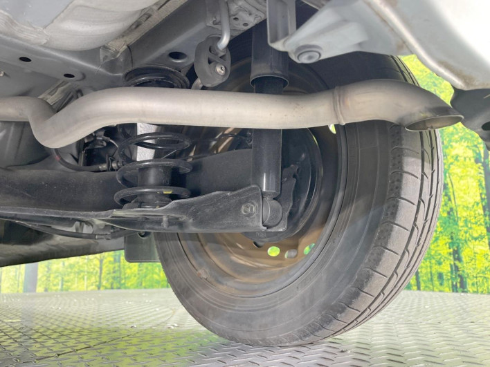 2018 Honda N-BOX DBA-JF3 (UW-6a068dbf44284)[24]