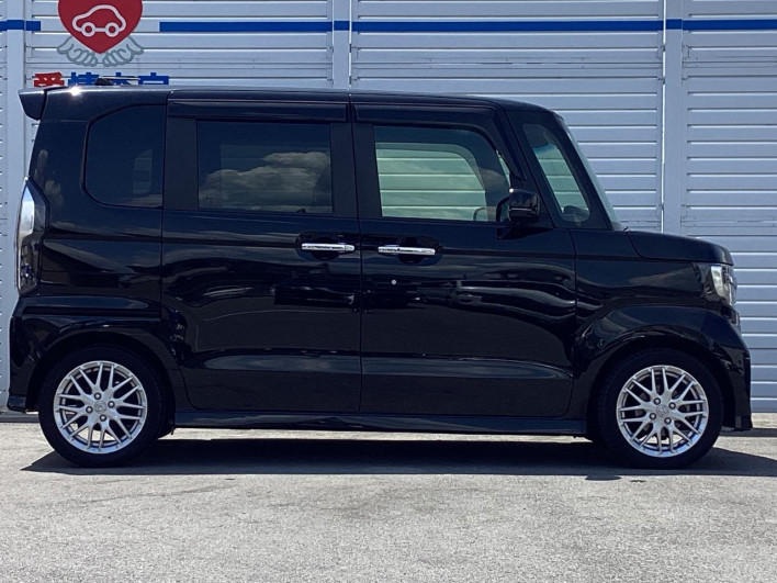 2021 Honda N-BOX CUSTOM 6BA-JF3 (UW-6a068dc37da6c)[12]