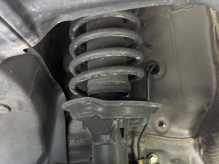 2021 Honda N-BOX CUSTOM 6BA-JF3 (UW-6a068dc622c02)[5]