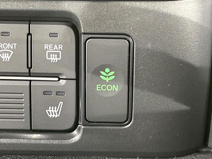2026 Honda N-BOX CUSTOM 6BA-JF5 (UW-6a068dcbd87bf)[21]
