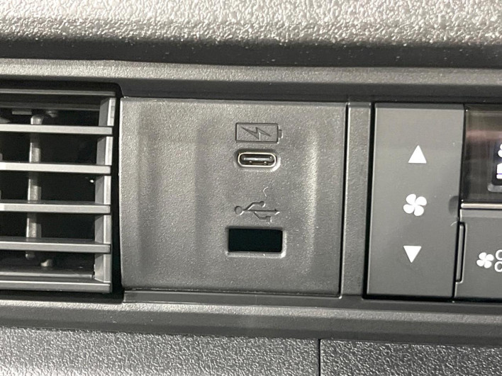 2026 Honda N-BOX CUSTOM 6BA-JF5 (UW-6a068dcbd87bf)[22]