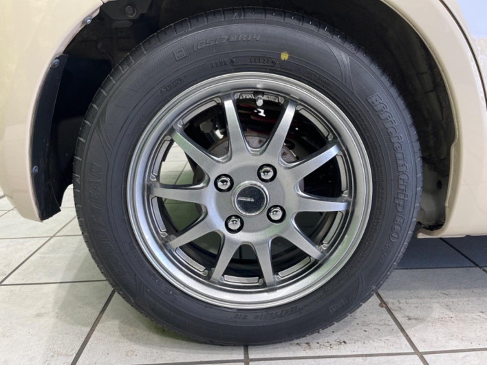 2011 Toyota Passo DBA-KGC30 (UW-6a068dddbe7d1)[18]