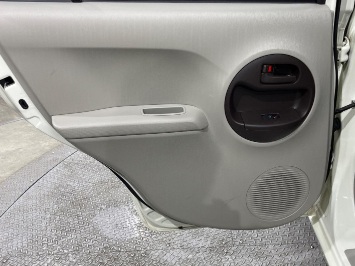 2011 Toyota Passo DBA-KGC35 (UW-6a068dddf014a)[27]