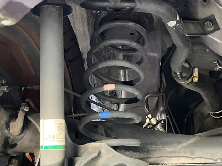 2017 Daihatsu Mira Cocoa DBA-L675S (UW-6a068de31c2a7)[24]