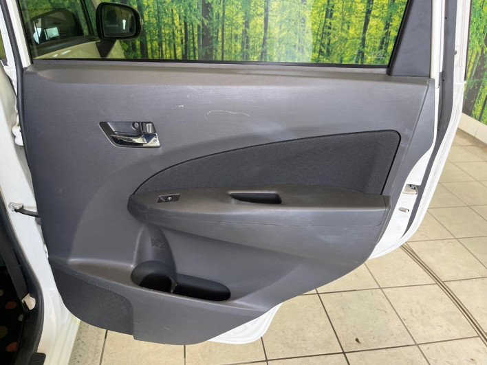 2012 Daihatsu Move DBA-LA100S (UW-6a068de3b482c)[23]
