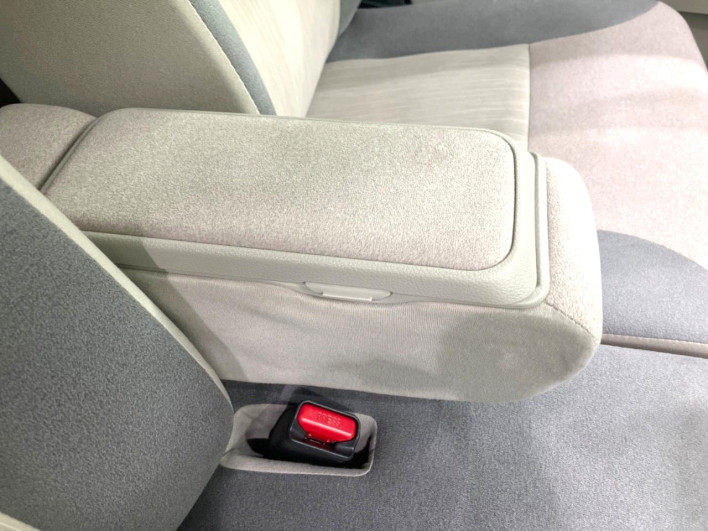 2018 Daihatsu Cast DBA-LA250S (UW-6a068de9b28fe)[23]