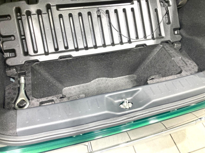2018 Daihatsu Cast DBA-LA250S (UW-6a068de9b28fe)[7]