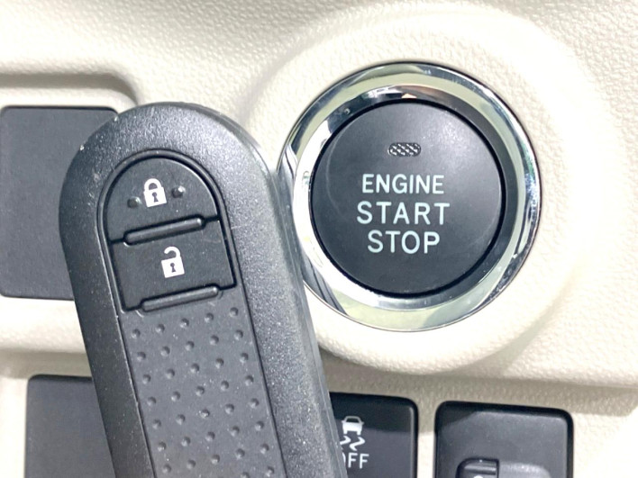2018 Daihatsu Cast DBA-LA250S (UW-6a068de9b28fe)[11]
