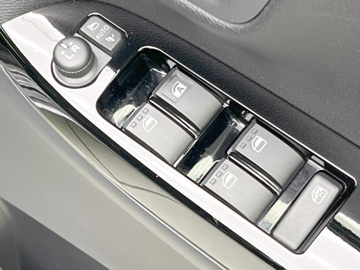 2018 Daihatsu Cast DBA-LA250S (UW-6a068dead12ac)[29]