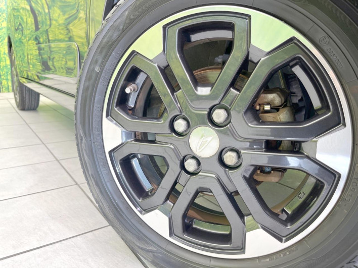 2018 Daihatsu Cast DBA-LA250S (UW-6a068dead12ac)[13]
