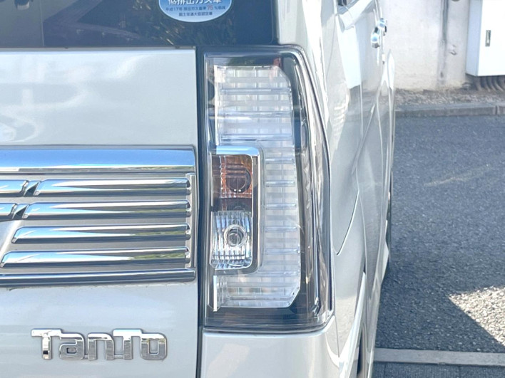 2015 Daihatsu Tanto DBA-LA600S (UW-6a068defd2e67)[20]