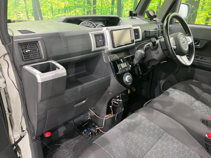 2019 Toyota Pixis Mega DBA-LA710A (UW-6a068df98255c)[17]