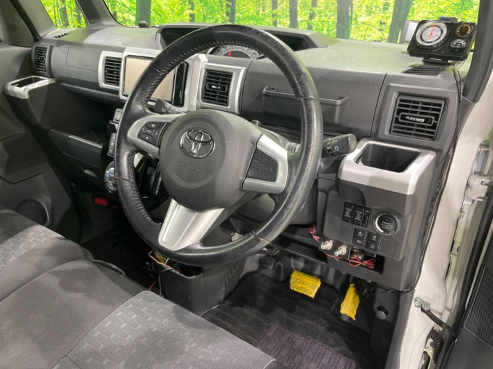 2019 Toyota Pixis Mega DBA-LA710A (UW-6a068df98255c)[4]