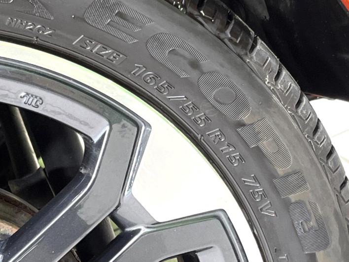 2015 Daihatsu Wake DBA-LA710S (UW-6a068df9a128d)[10]