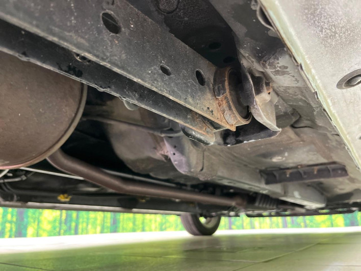 2017 Daihatsu Wake DBA-LA710S (UW-6a068df9acb40)[29]