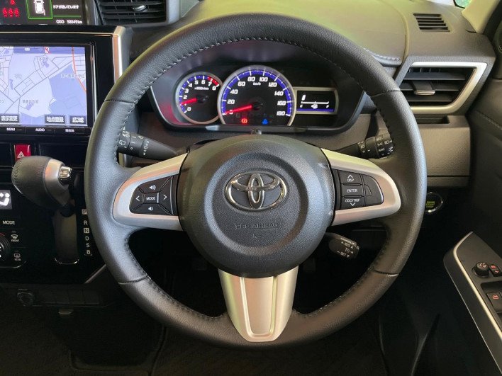 2018 Toyota Roomy DBA-M900A (UW-6a068e076666b)[25]