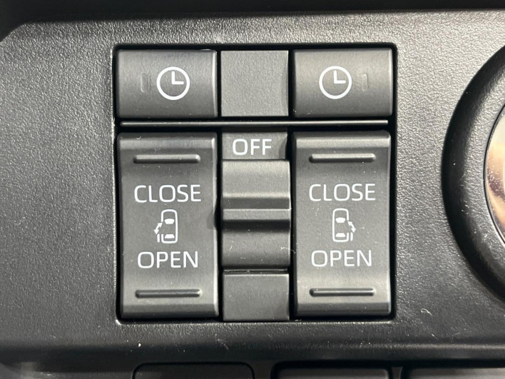 2021 Daihatsu Toll 4BA-M900S (UW-6a068e0b2f896)[18]