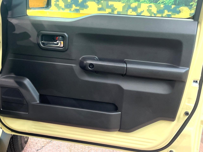 2025 Suzuki Jimny Nomad 3BA-JC74W (UW-6a068e0eeab3b)[24]