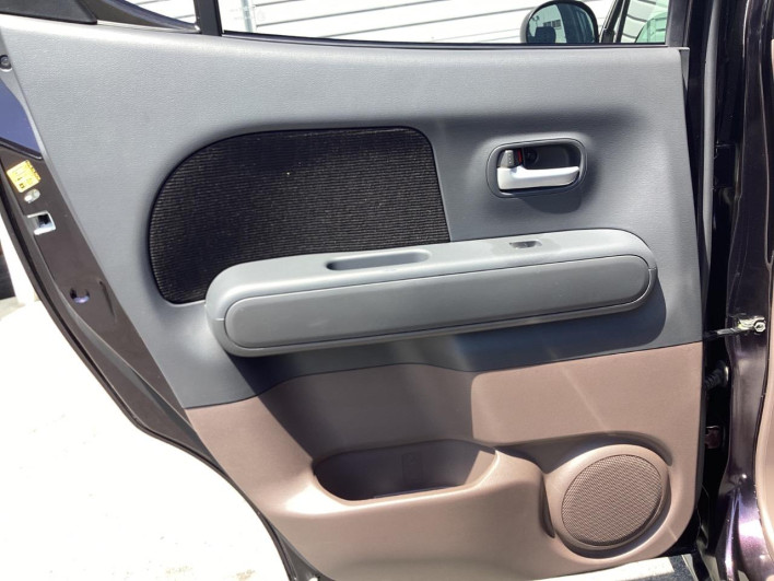 2010 Nissan Moco DBA-MG22S (UW-6a068e1349d69)[24]