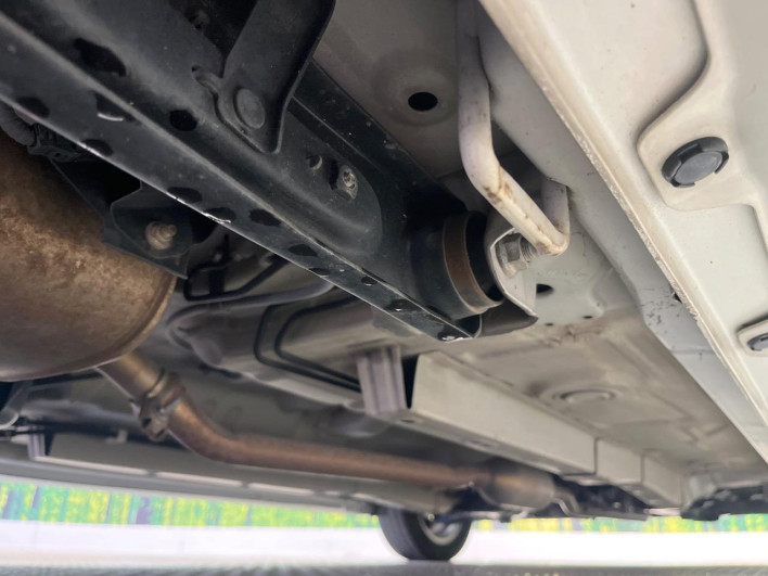 2011 Suzuki Wagon R Stingray DBA-MH23S (UW-6a068e160610f)[27]