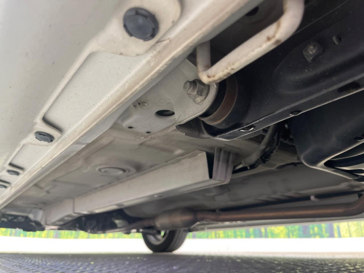 2011 Suzuki Wagon R Stingray DBA-MH23S (UW-6a068e160610f)[25]