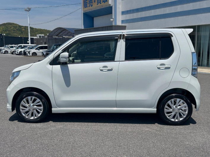 2015 Suzuki Wagon R DAA-MH44S (UW-6a068e189567d)[5]