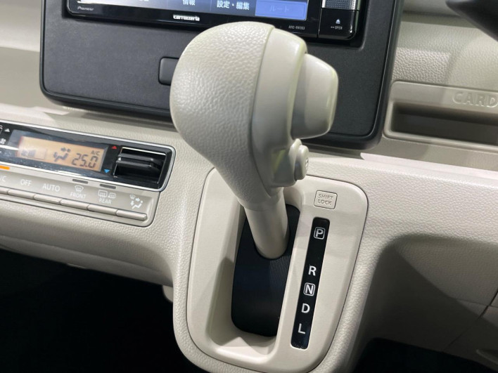 2017 Suzuki Wagon R DAA-MH55S (UW-6a068e18f0f11)[15]