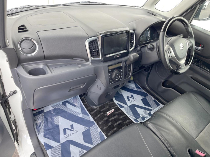 2016 Suzuki Spacia Custom DAA-MK42S (UW-6a068e1d25a24)[20]