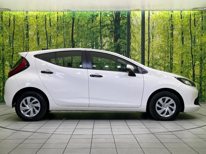 2021 Toyota Aqua 6AA-MXPK10 (UW-6a068e371051a)[11]