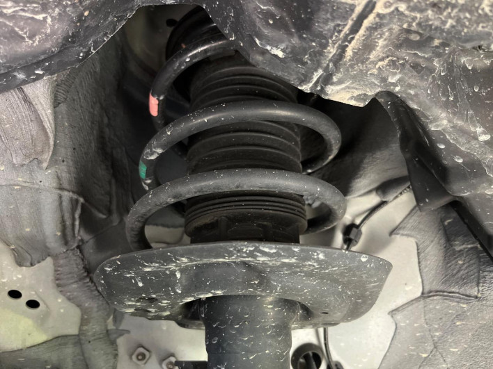 2021 Toyota Aqua 6AA-MXPK10 (UW-6a068e371051a)[16]