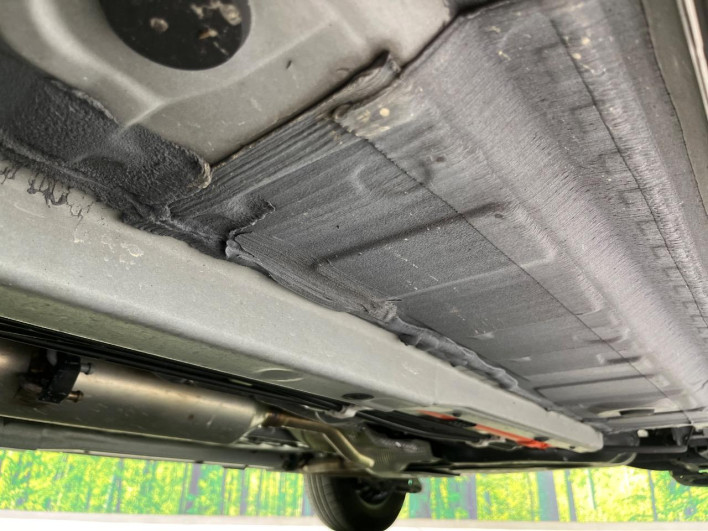 2021 Toyota Aqua 6AA-MXPK10 (UW-6a068e371051a)[23]