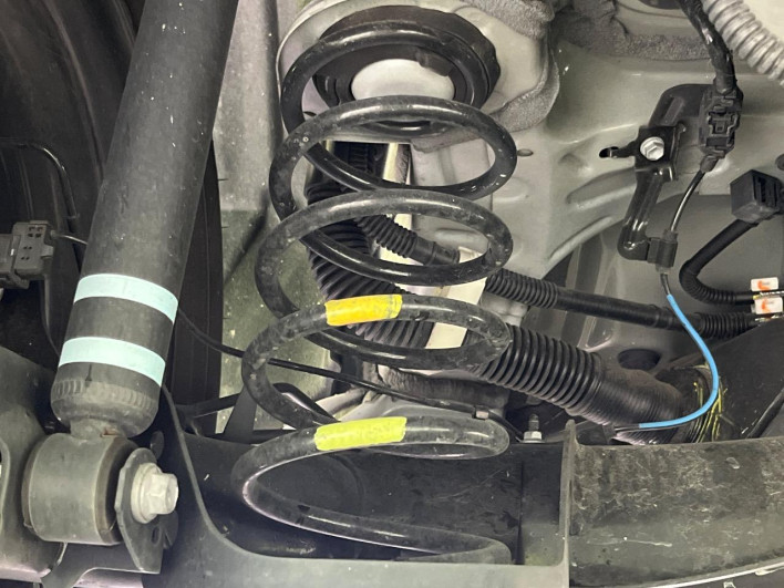 2021 Toyota Aqua 6AA-MXPK10 (UW-6a068e371051a)[20]