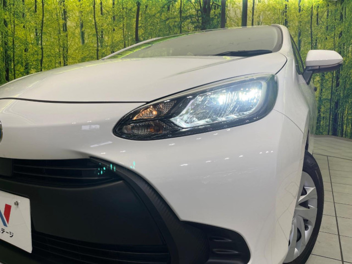 2021 Toyota Aqua 6AA-MXPK10 (UW-6a068e371051a)[14]