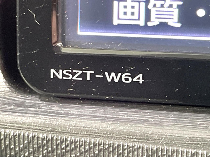 2014 Toyota Aqua DAA-NHP10 (UW-6a068e49b65bf)[12]