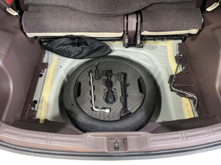 2018 Toyota Porte DBA-NSP141 (UW-6a068e4e7d324)[27]