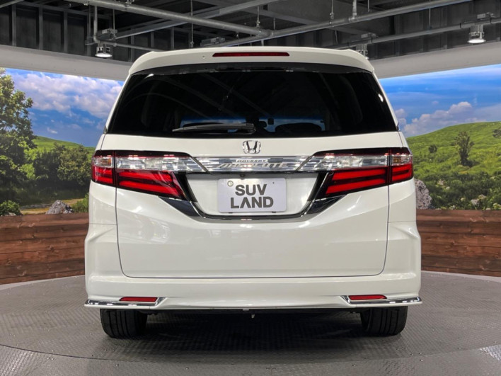 2017 Honda Odyssey DBA-RC1 (UW-6a068e5449032)[10]