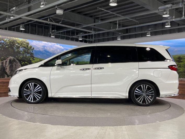 2017 Honda Odyssey DBA-RC1 (UW-6a068e5449032)[12]